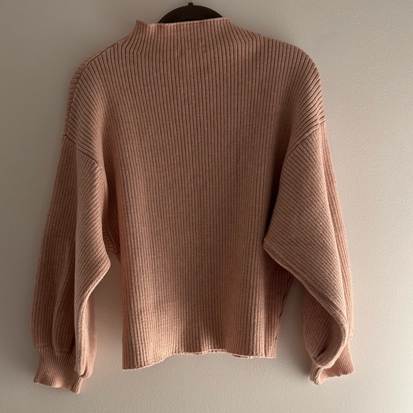 NWOT Line & Dot Alder Sweater in light pink, size: L - Picture 5 of 5